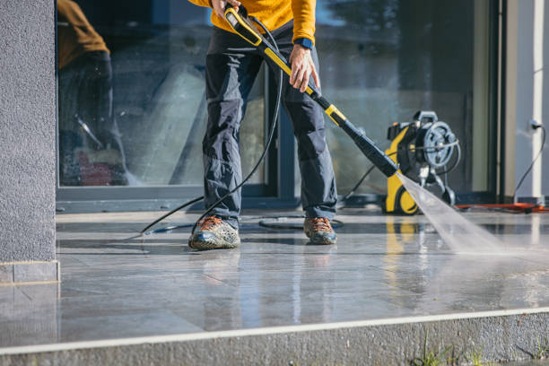 Best Garage Pressure Washing  in Bryans Road, MD